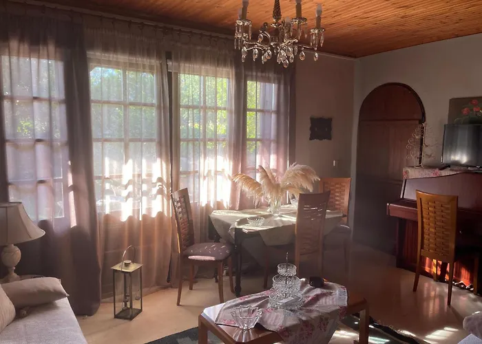 Talos House 度假居 *